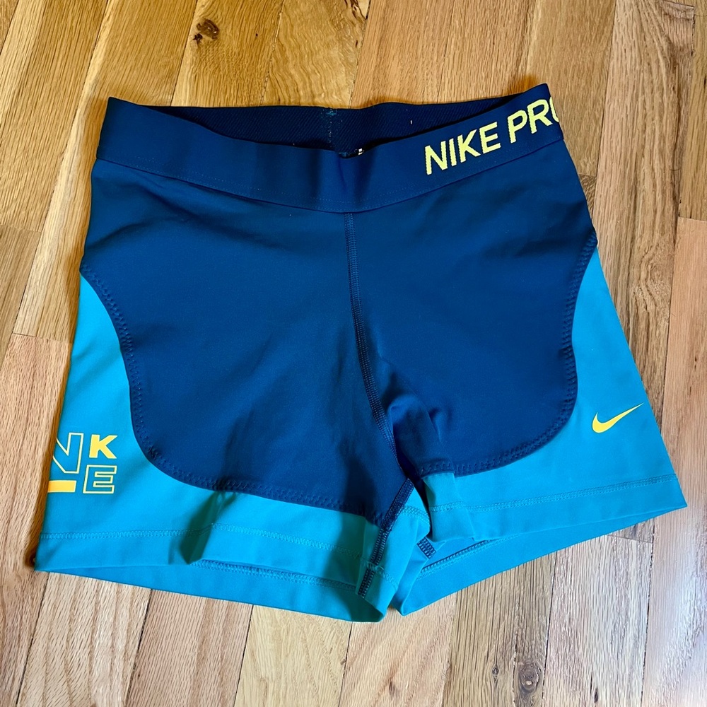 Nike Pro Women's Blue Shorts Size Medium